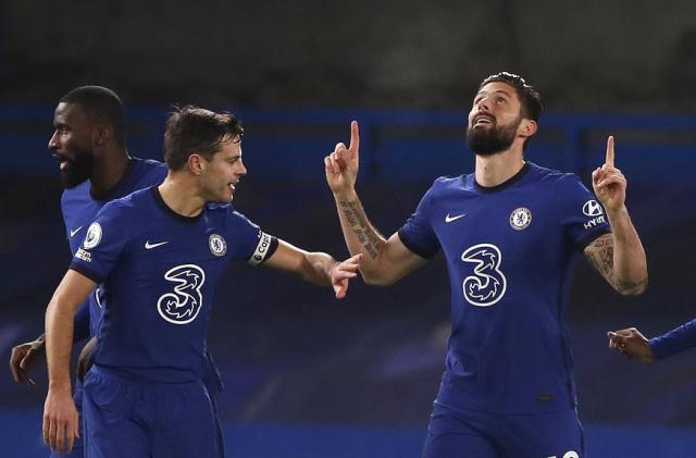 1613437596520072683.jpg 39325720-9261883-image-a-59_1613426627745.jpg